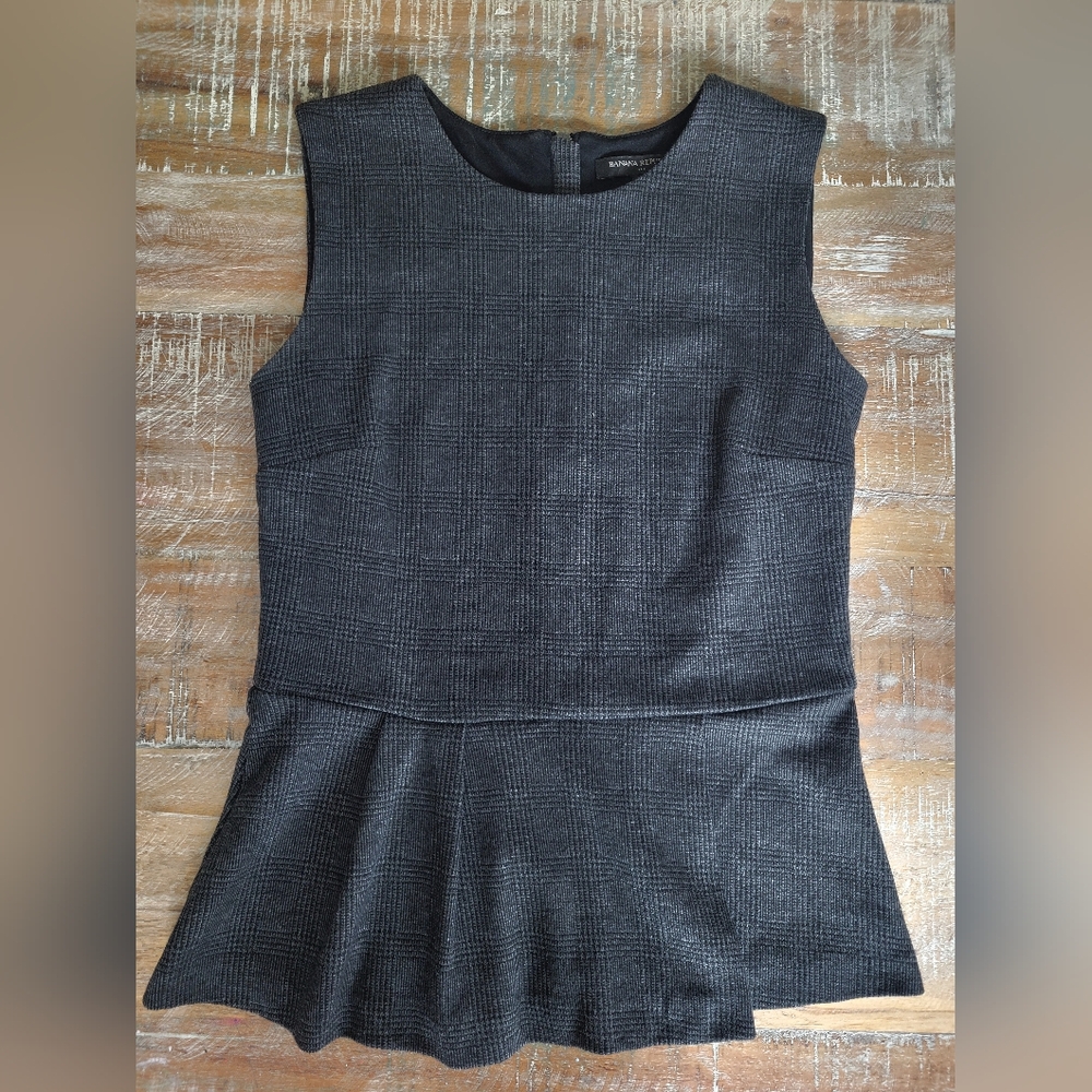 Banana Republic Gray Sleeveless Pleated Tunic Dress Top With Peplum Hem SZ 4